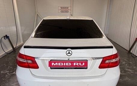 Mercedes-Benz E-Класс, 2010 год, 550 000 рублей, 9 фотография