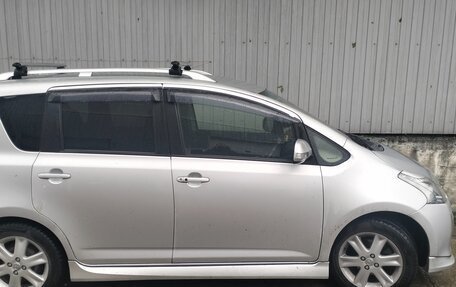 Toyota Ractis I, 2005 год, 600 000 рублей, 6 фотография