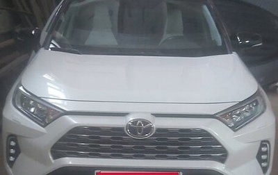 Toyota RAV4, 2020 год, 3 100 000 рублей, 1 фотография