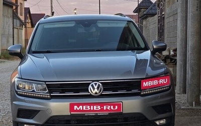 Volkswagen Tiguan II, 2020 год, 2 400 000 рублей, 1 фотография