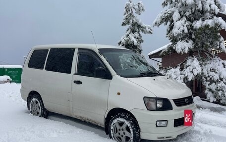 Toyota Town Ace III, 2000 год, 800 000 рублей, 17 фотография