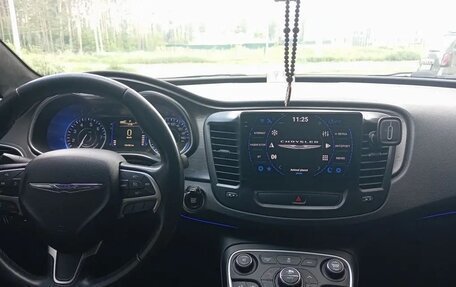 Chrysler 200 II, 2016 год, 1 250 000 рублей, 7 фотография