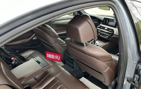 BMW 5 серия, 2017 год, 3 650 000 рублей, 23 фотография