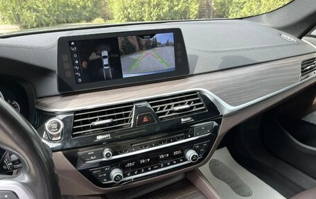BMW 5 серия, 2017 год, 3 650 000 рублей, 31 фотография