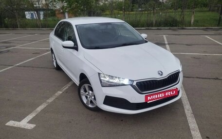 Skoda Rapid II, 2021 год, 1 295 000 рублей, 2 фотография