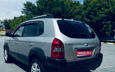 Hyundai Tucson III, 2009 год, 900 000 рублей, 3 фотография