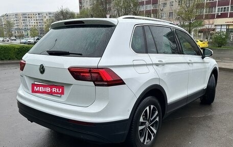 Volkswagen Tiguan II, 2019 год, 2 150 000 рублей, 4 фотография