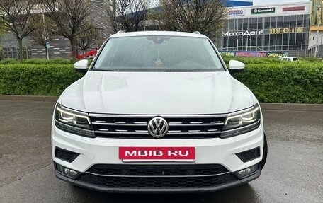 Volkswagen Tiguan II, 2019 год, 2 150 000 рублей, 2 фотография
