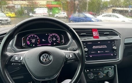 Volkswagen Tiguan II, 2019 год, 2 150 000 рублей, 14 фотография