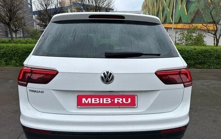 Volkswagen Tiguan II, 2019 год, 2 150 000 рублей, 20 фотография