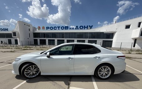 Toyota Camry, 2021 год, 3 600 000 рублей, 7 фотография