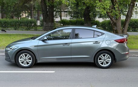 Hyundai Elantra VI рестайлинг, 2017 год, 995 000 рублей, 9 фотография