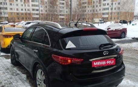 Infiniti QX70, 2015 год, 2 100 000 рублей, 2 фотография