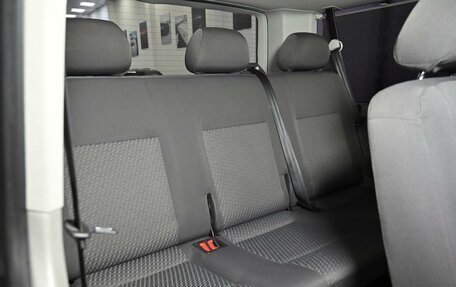 Volkswagen Caravelle T5, 2011 год, 1 799 000 рублей, 8 фотография