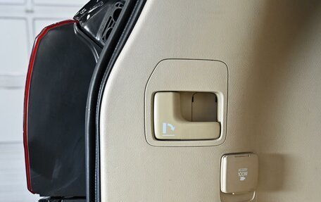 Toyota Land Cruiser 200, 2012 год, 3 199 000 рублей, 14 фотография