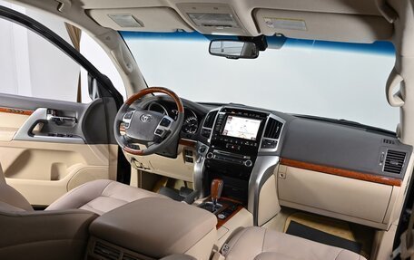 Toyota Land Cruiser 200, 2012 год, 3 199 000 рублей, 7 фотография