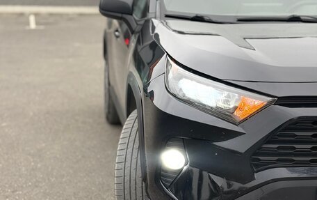 Toyota RAV4, 2019 год, 2 100 000 рублей, 3 фотография