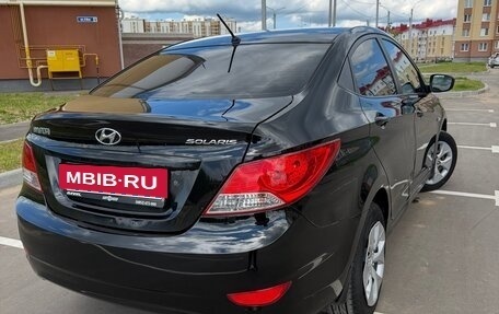 Hyundai Solaris II рестайлинг, 2012 год, 570 000 рублей, 3 фотография