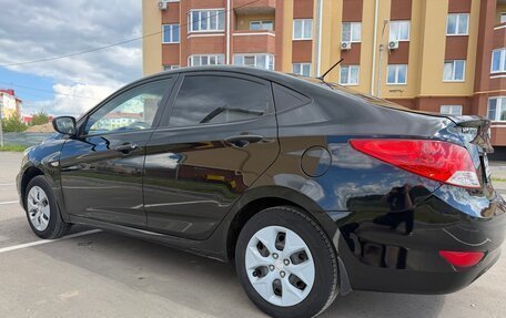 Hyundai Solaris II рестайлинг, 2012 год, 570 000 рублей, 5 фотография
