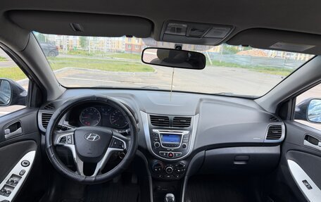 Hyundai Solaris II рестайлинг, 2012 год, 570 000 рублей, 12 фотография