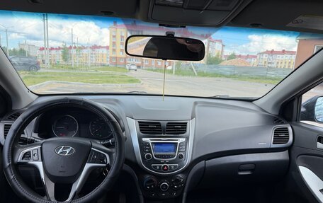 Hyundai Solaris II рестайлинг, 2012 год, 570 000 рублей, 11 фотография