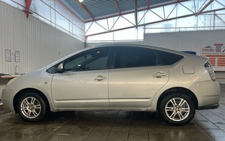 Toyota Prius, 2005 год, 650 000 рублей, 2 фотография
