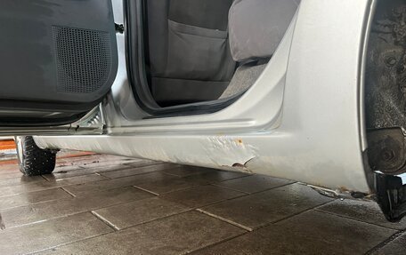 Toyota Prius, 2005 год, 650 000 рублей, 16 фотография