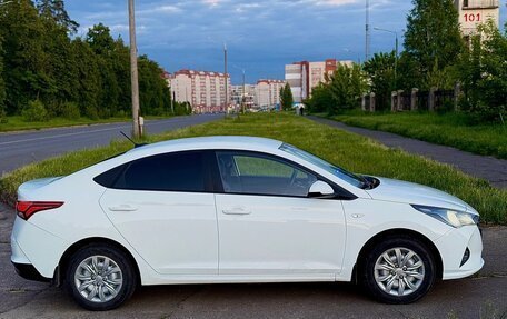 Hyundai Solaris II рестайлинг, 2020 год, 1 650 000 рублей, 3 фотография