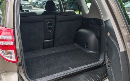 Toyota RAV4, 2011 год, 1 600 000 рублей, 26 фотография