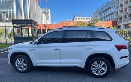 Skoda Kodiaq I, 2024 год, 3 850 000 рублей, 8 фотография