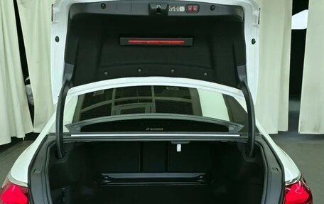 Mercedes-Benz E-Класс, 2024 год, 5 600 000 рублей, 10 фотография