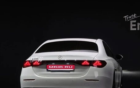 Mercedes-Benz E-Класс, 2024 год, 5 600 000 рублей, 4 фотография