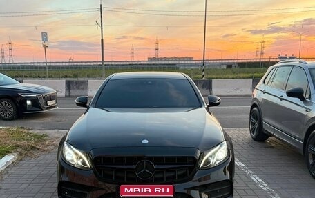 Mercedes-Benz E-Класс, 2016 год, 2 850 000 рублей, 1 фотография