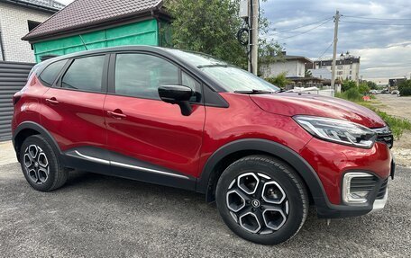 Renault Kaptur I рестайлинг, 2020 год, 2 000 000 рублей, 2 фотография