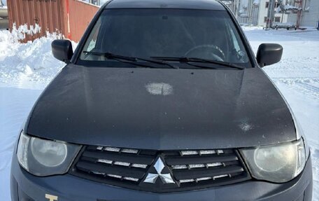 Mitsubishi L200 IV рестайлинг, 2010 год, 606 340 рублей, 2 фотография