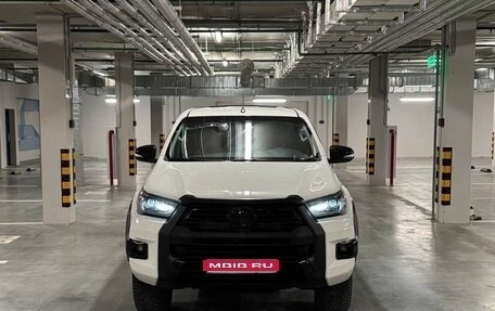 Toyota Hilux VIII, 2015 год, 3 200 000 рублей, 1 фотография