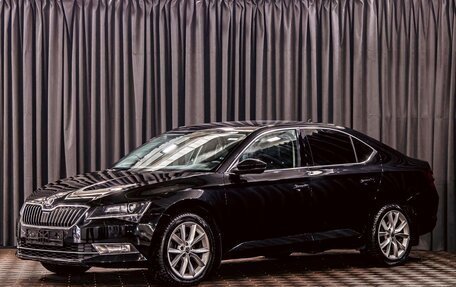 Skoda Superb III рестайлинг, 2018 год, 1 855 000 рублей, 1 фотография
