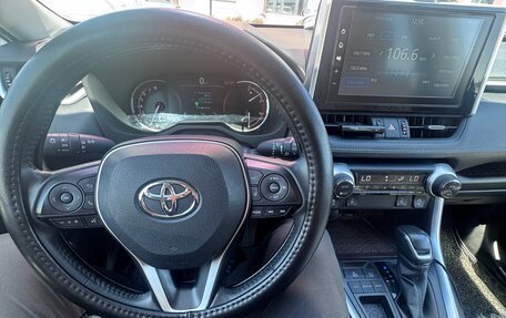 Toyota RAV4, 2020 год, 3 100 000 рублей, 18 фотография