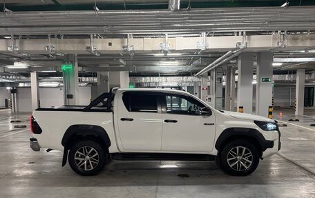 Toyota Hilux VIII, 2015 год, 3 200 000 рублей, 4 фотография