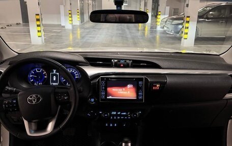 Toyota Hilux VIII, 2015 год, 3 200 000 рублей, 23 фотография