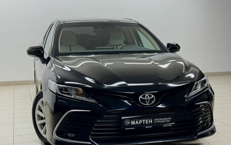 Toyota Camry, 2021 год, 3 400 000 рублей, 3 фотография
