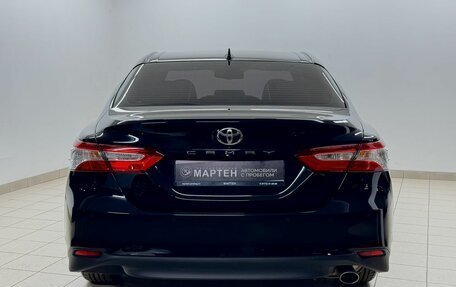 Toyota Camry, 2021 год, 3 400 000 рублей, 5 фотография