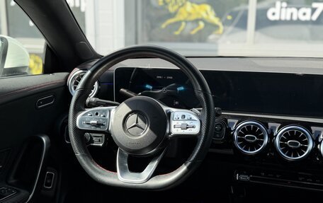 Mercedes-Benz CLA, 2019 год, 3 100 000 рублей, 13 фотография