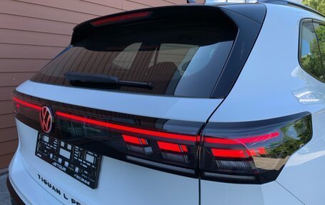 Volkswagen Tiguan, 2026 год, 6 000 000 рублей, 32 фотография