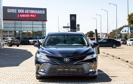 Toyota Camry, 2021 год, 1 855 000 рублей, 2 фотография
