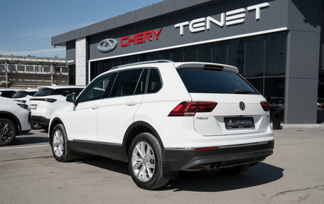 Volkswagen Tiguan II, 2018 год, 2 030 000 рублей, 4 фотография