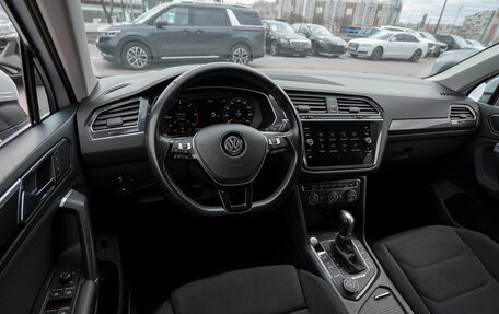 Volkswagen Tiguan II, 2018 год, 2 030 000 рублей, 7 фотография