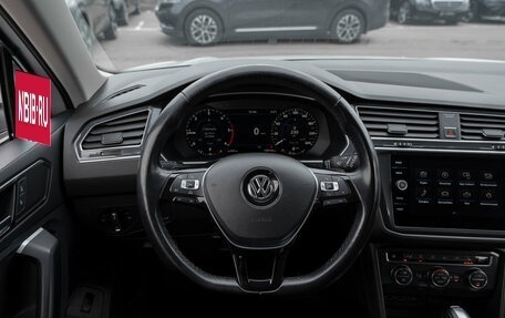 Volkswagen Tiguan II, 2018 год, 2 030 000 рублей, 10 фотография