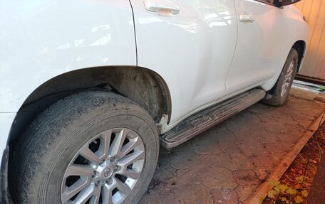 Toyota Land Cruiser Prado 150 рестайлинг 2, 2016 год, 3 750 000 рублей, 7 фотография
