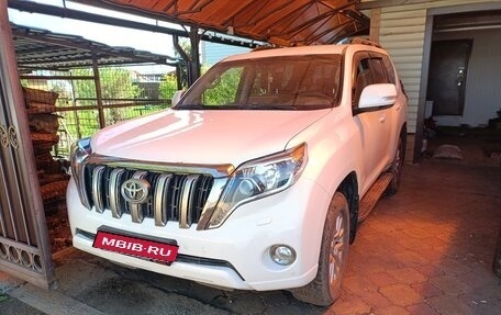 Toyota Land Cruiser Prado 150 рестайлинг 2, 2016 год, 3 750 000 рублей, 2 фотография